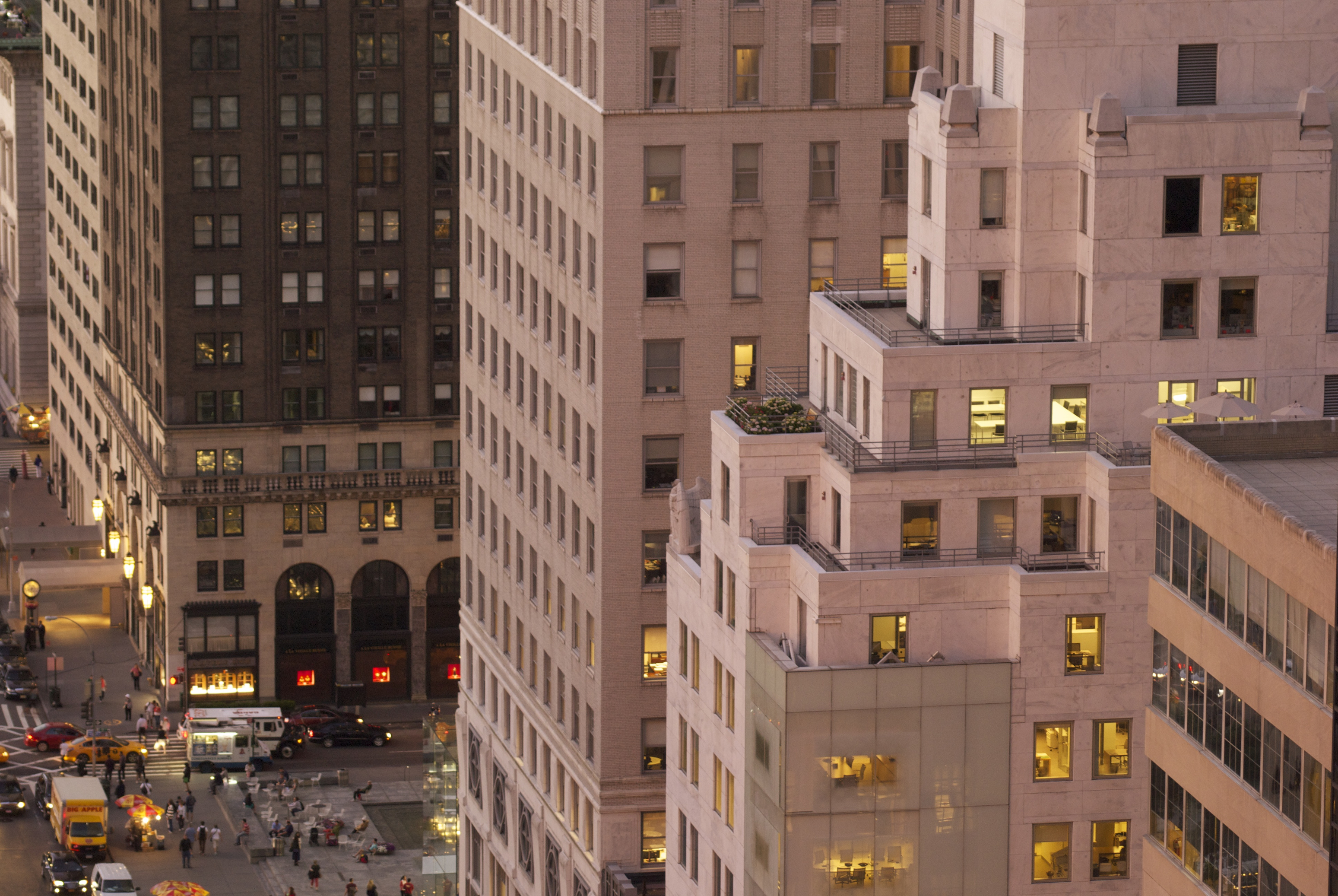 59th Street and Fifth Avenue from rooftop, 700 Fifth Avenue